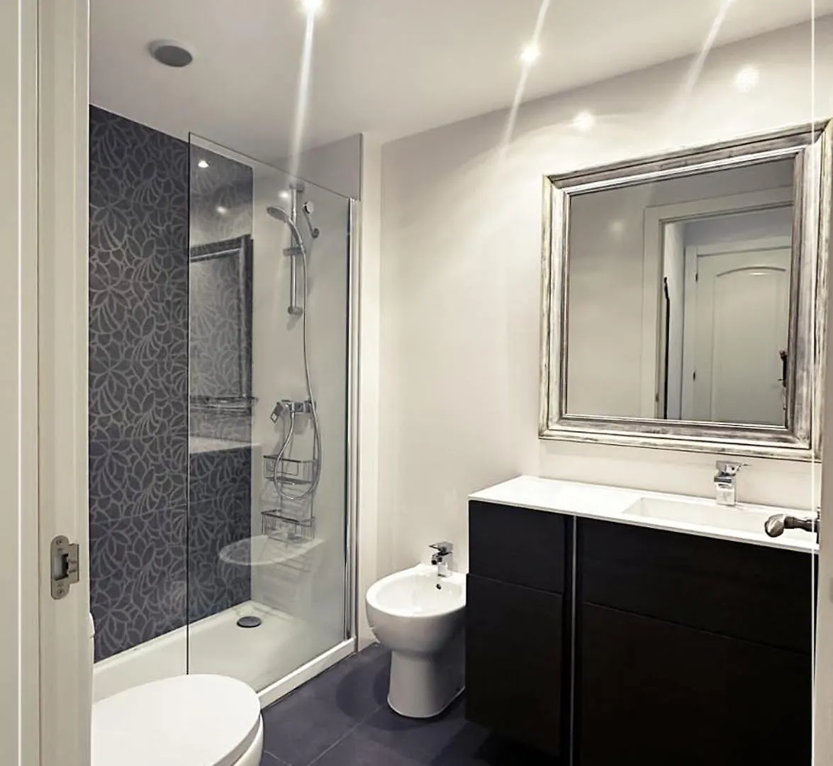 Homestay Fira Gran Via II Apartment L'Hospitalet de Llobregat